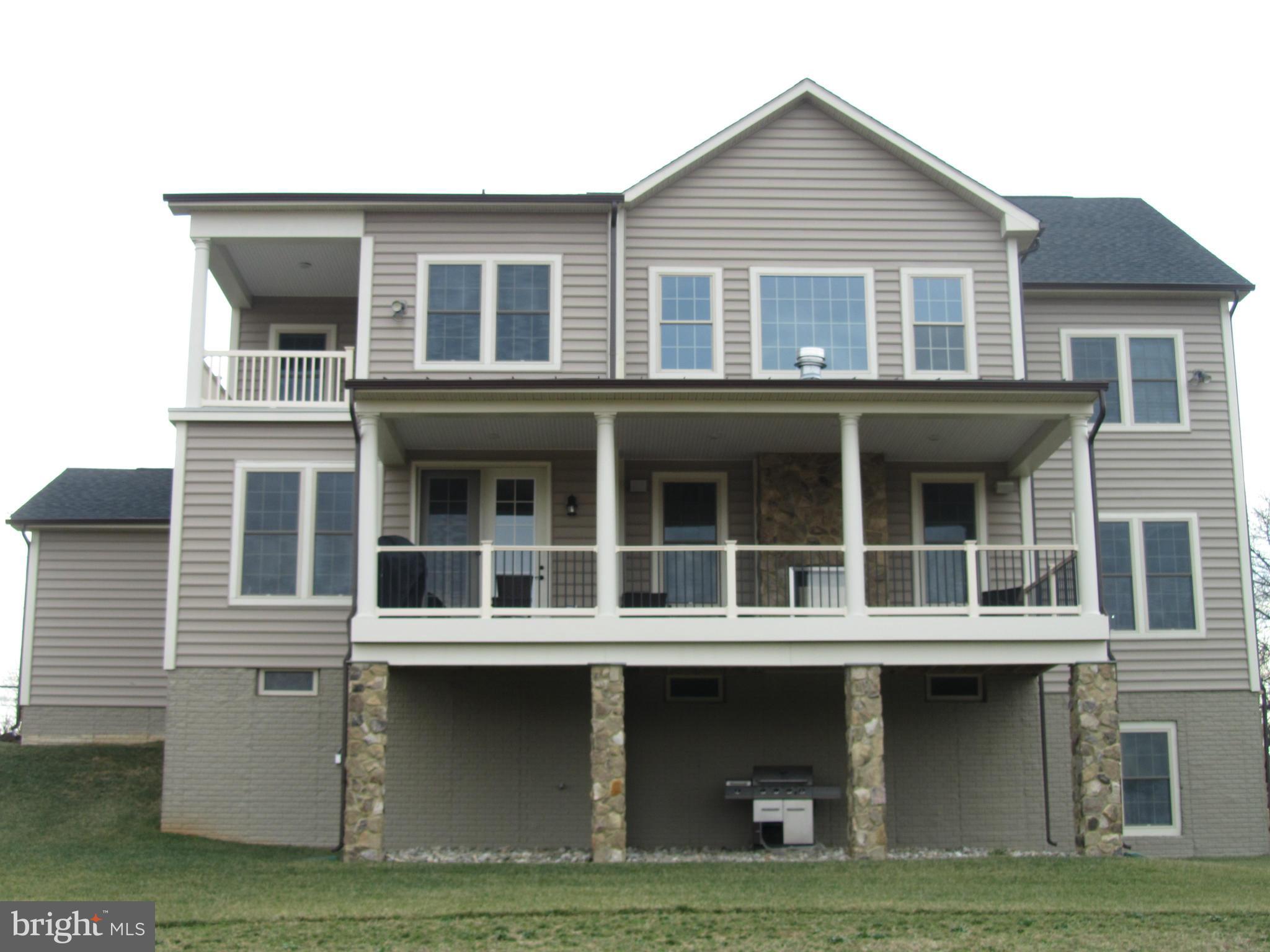 6935 Warfield Road Laytonsville, MD 20882 - Photo 27 of 30 Exterior (Rear)