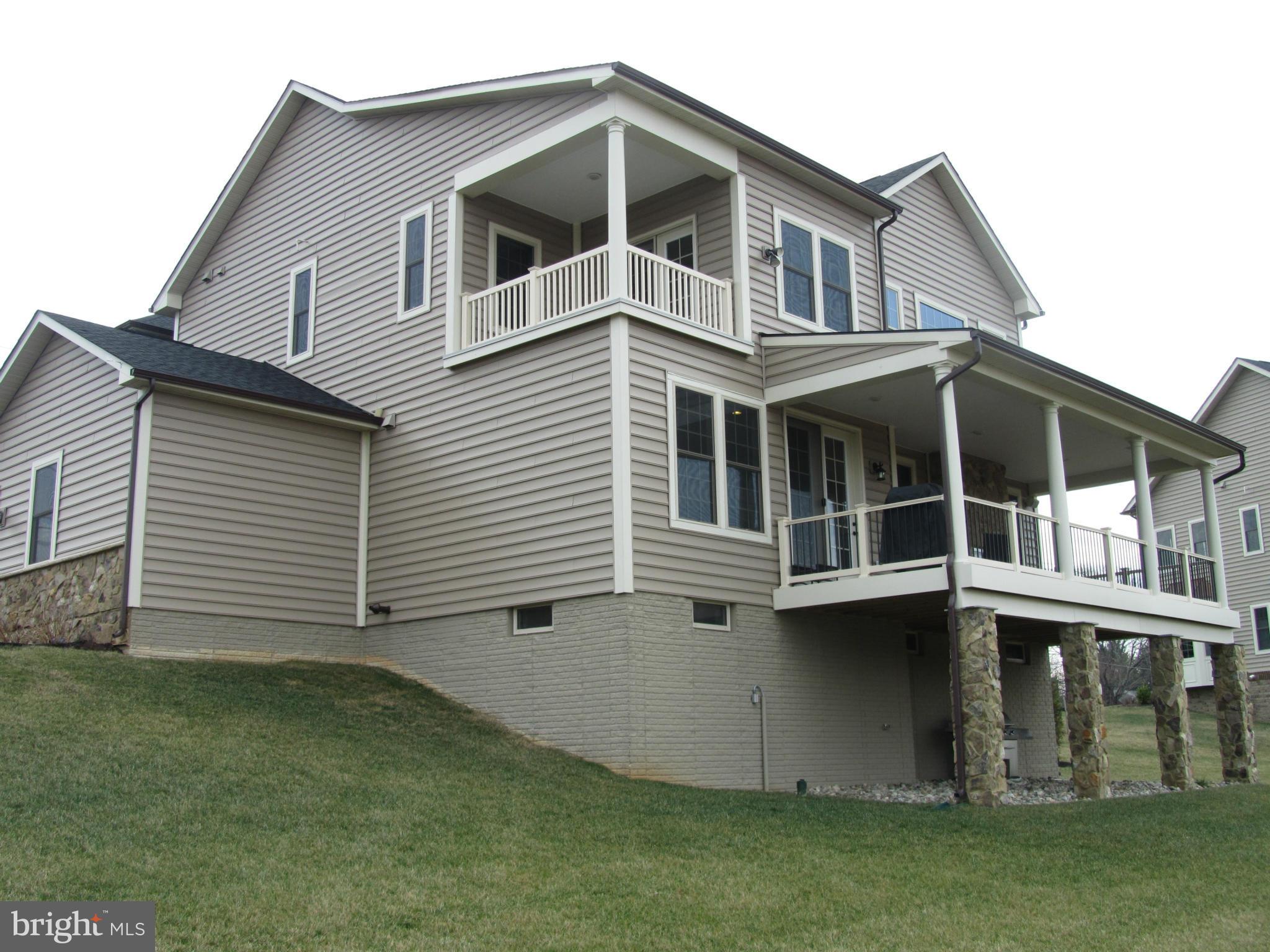 6935 Warfield Road Laytonsville, MD 20882 - Photo 29 of 30 Exterior (Rear)