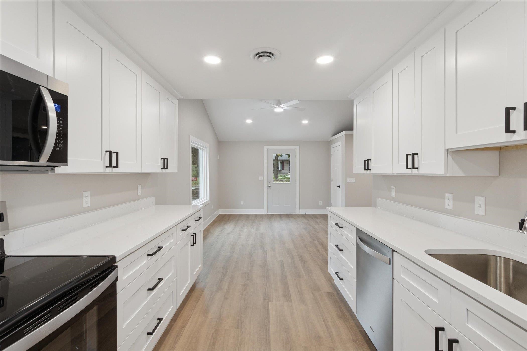 3716 West 5th Street Afton, WI 53501 - Photo 12 of 41