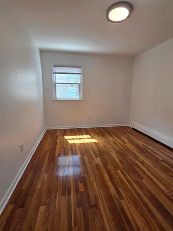 $3,000 | 777 Montgomery Street, Unit 1, Jersey City, NJ 07306
