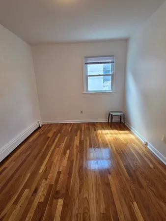 $3,000 | 777 Montgomery Street, Unit 1, Jersey City, NJ 07306