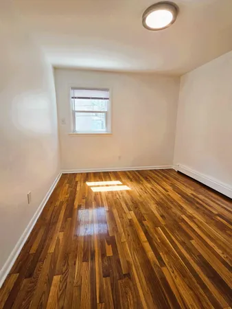 $3,000 | 777 Montgomery Street, Unit 1, Jersey City, NJ 07306