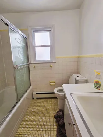$3,000 | 777 Montgomery Street, Unit 1, Jersey City, NJ 07306