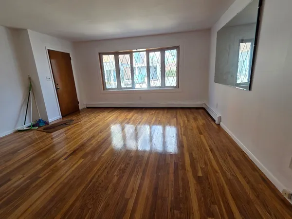$3,000 | 777 Montgomery Street, Unit 1, Jersey City, NJ 07306