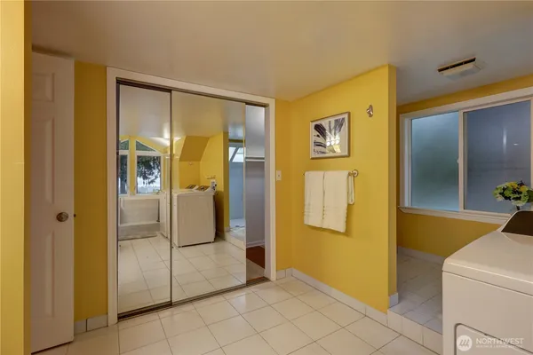 $6,000 | 10538 Northeast 48th Place, Kirkland, WA 98033