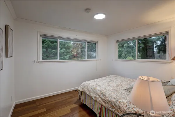 $6,000 | 10538 Northeast 48th Place, Kirkland, WA 98033