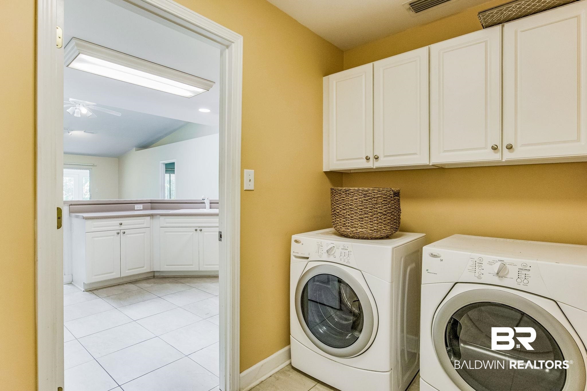 3200 Loop Road, Unit 66 Orange Beach, AL 36561 - Photo 17 of 28 laundry