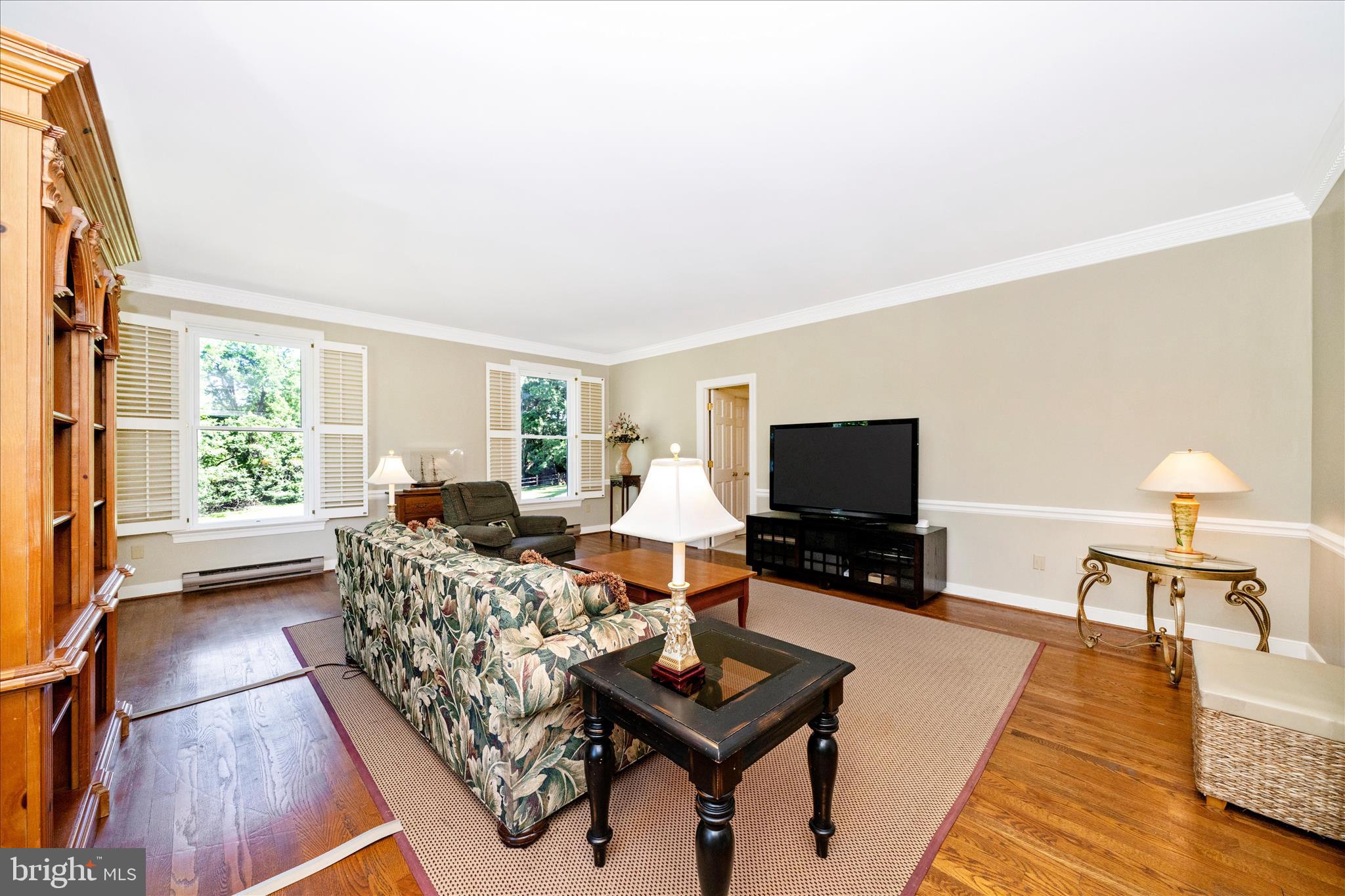 6742 Deer Spring Lane Middletown, MD 21769 - Photo 5 of 54 Living Room