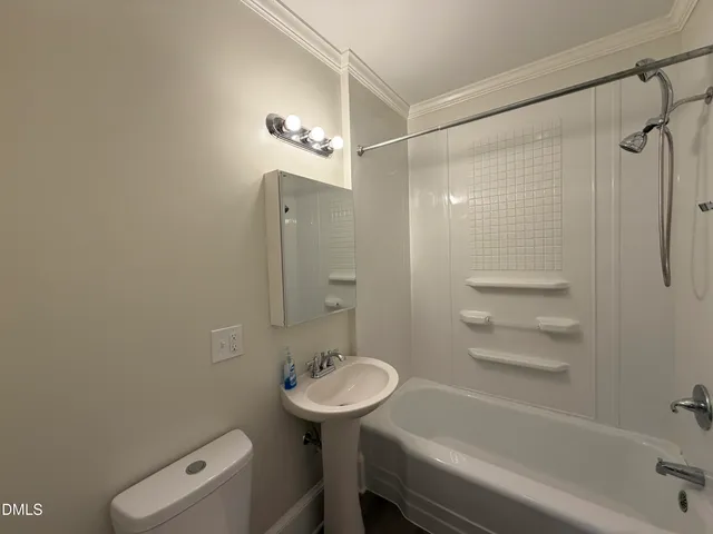 $1,450 | 211 North Street, Norlina, NC 27563