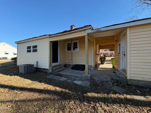 $1,450 | 211 North Street, Norlina, NC 27563