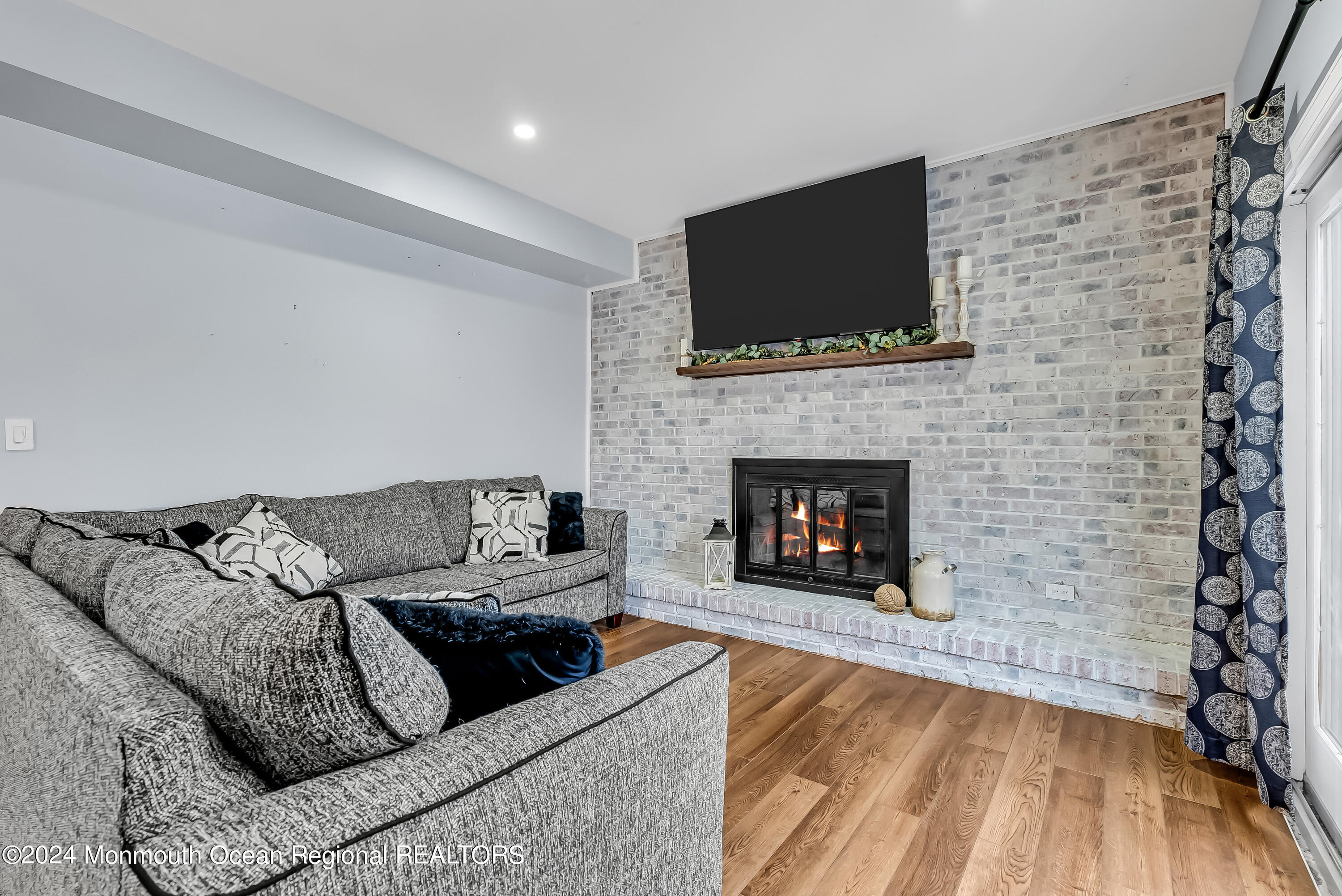 19 Conifer Street Howell, NJ 07731 - Photo 22 of 39 024_mjb01555-1 (1)