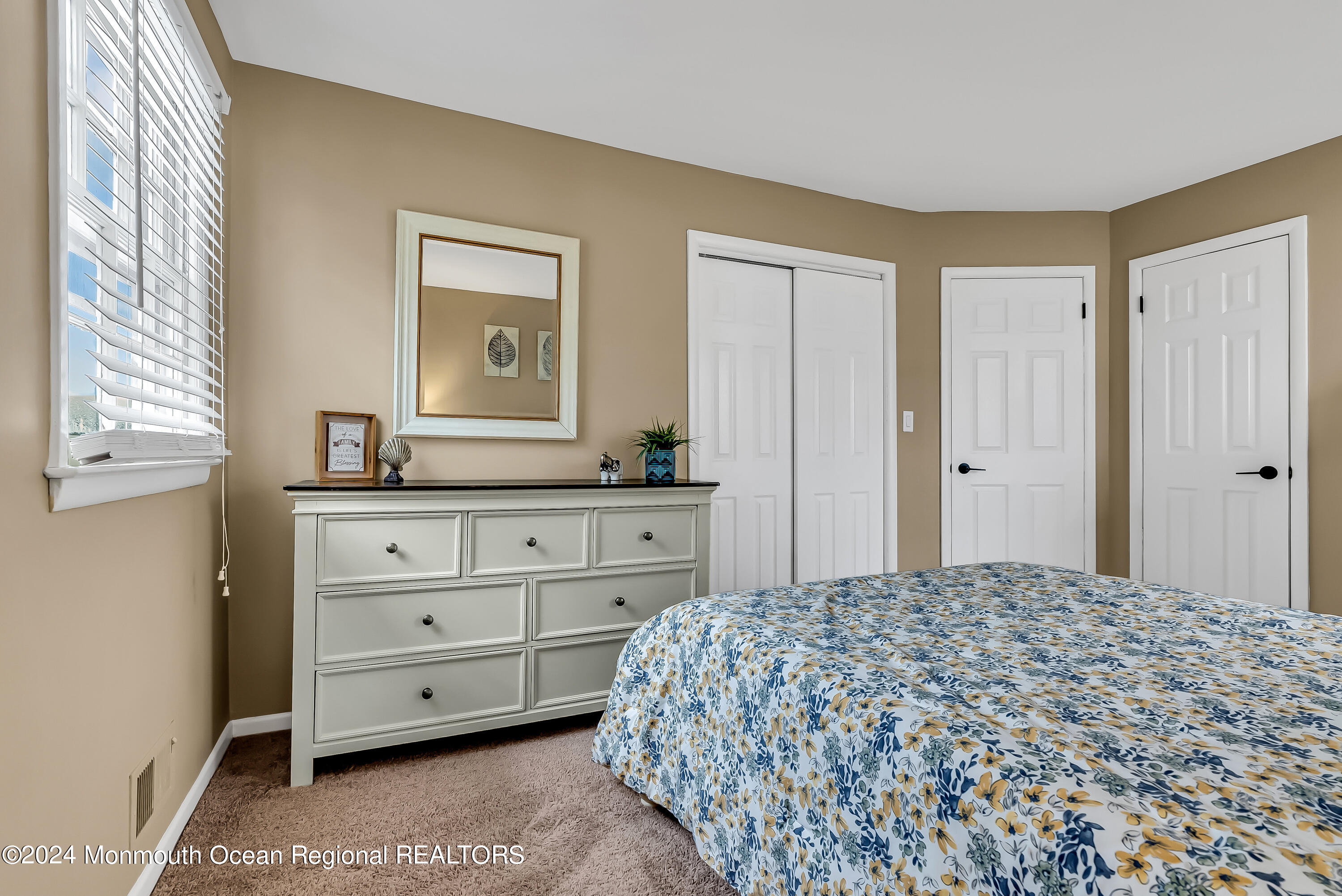 19 Conifer Street Howell, NJ 07731 - Photo 28 of 39 038_mjb01650 (1)