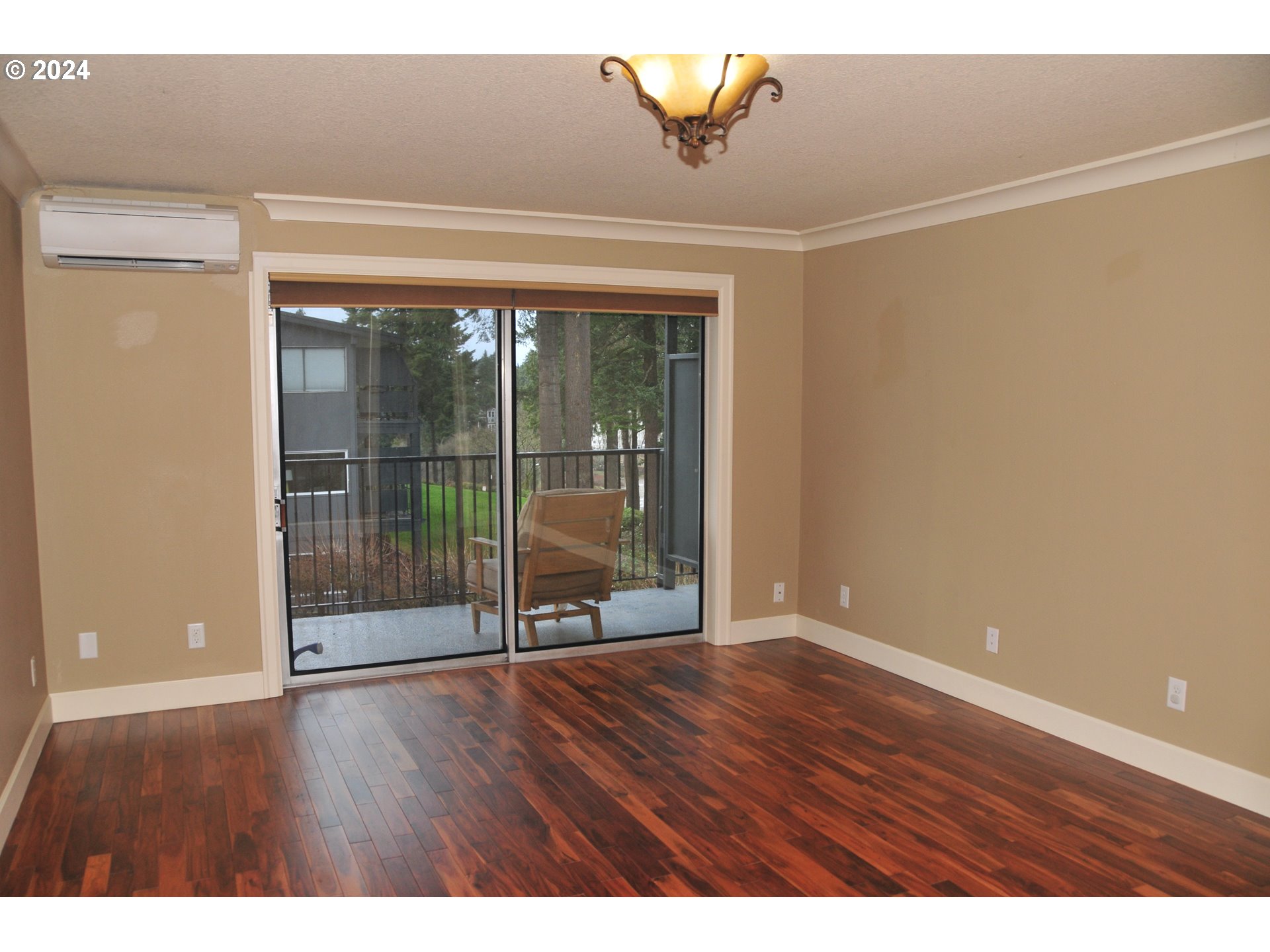200 Southwest Burnham Road, Unit 209 Lake Oswego, OR 97034 - Photo 11 of 27 Gallery Image 11