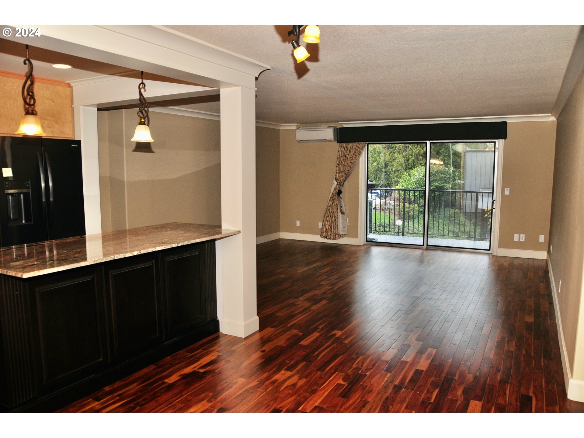 200 Southwest Burnham Road, Unit 209 Lake Oswego, OR 97034 - Photo 21 of 27 Gallery Image 21