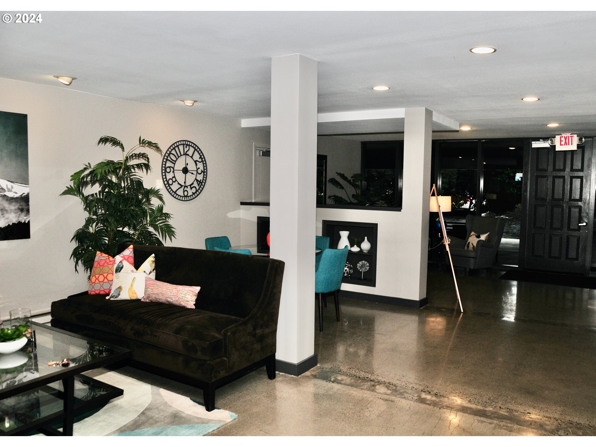 200 Southwest Burnham Road, Unit 209 Lake Oswego, OR 97034 - Photo 24 of 27 Gallery Image 24