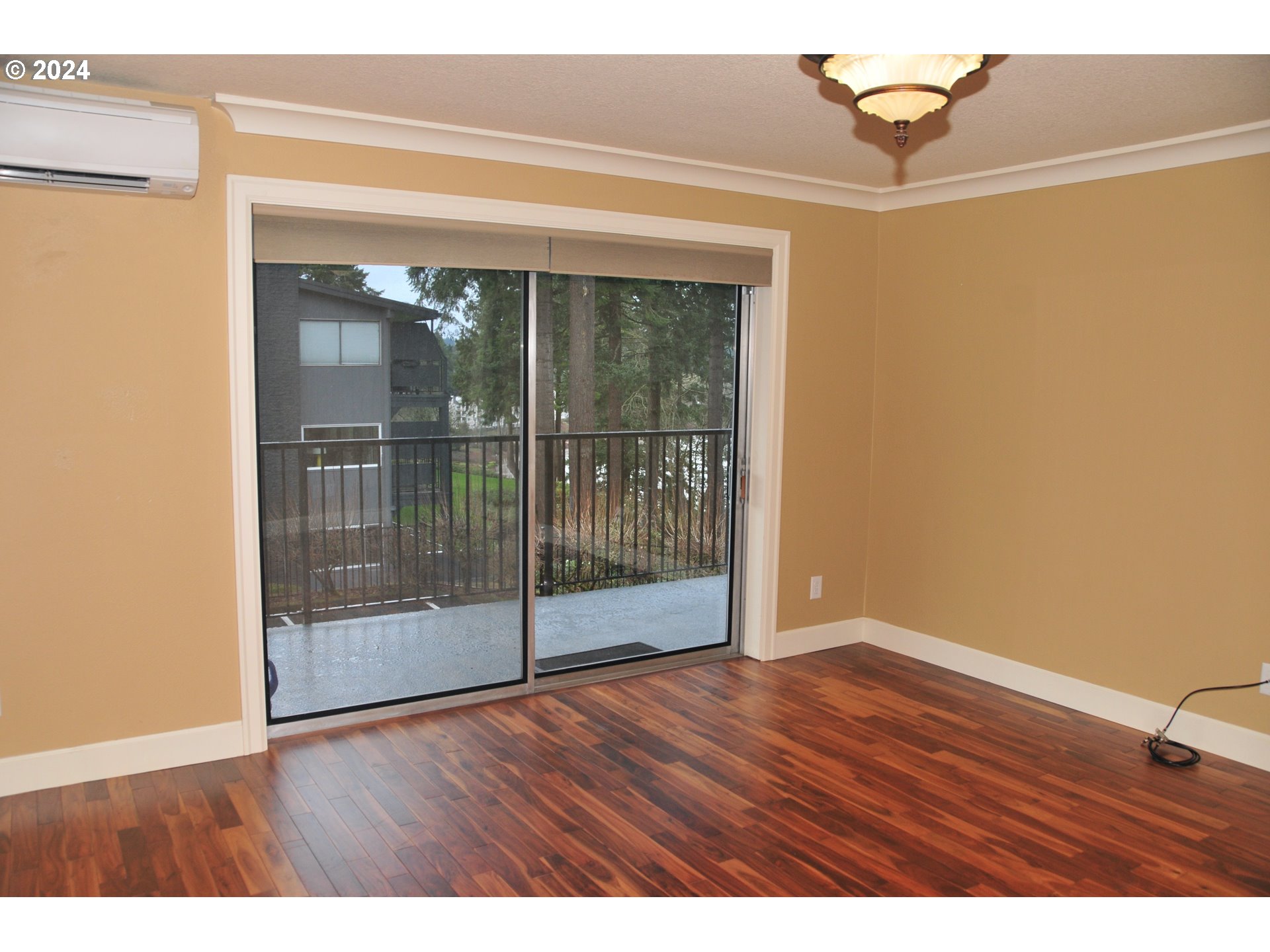 200 Southwest Burnham Road, Unit 209 Lake Oswego, OR 97034 - Photo 10 of 27 Gallery Image 10