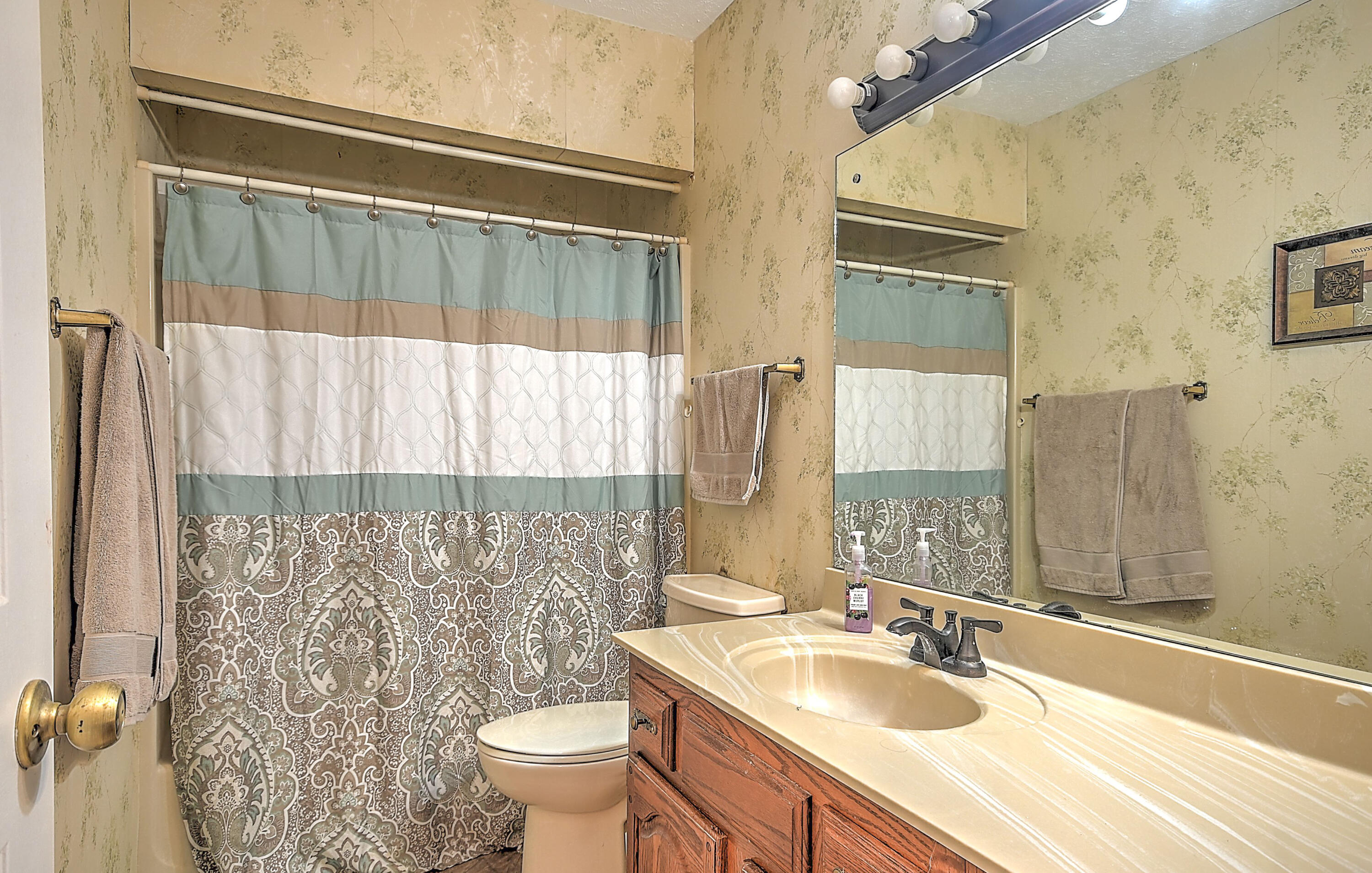 1206 Konnarock Road, Unit 2 Kingsport, TN 37664 - Photo 11 of 24 Konnarock CA-12