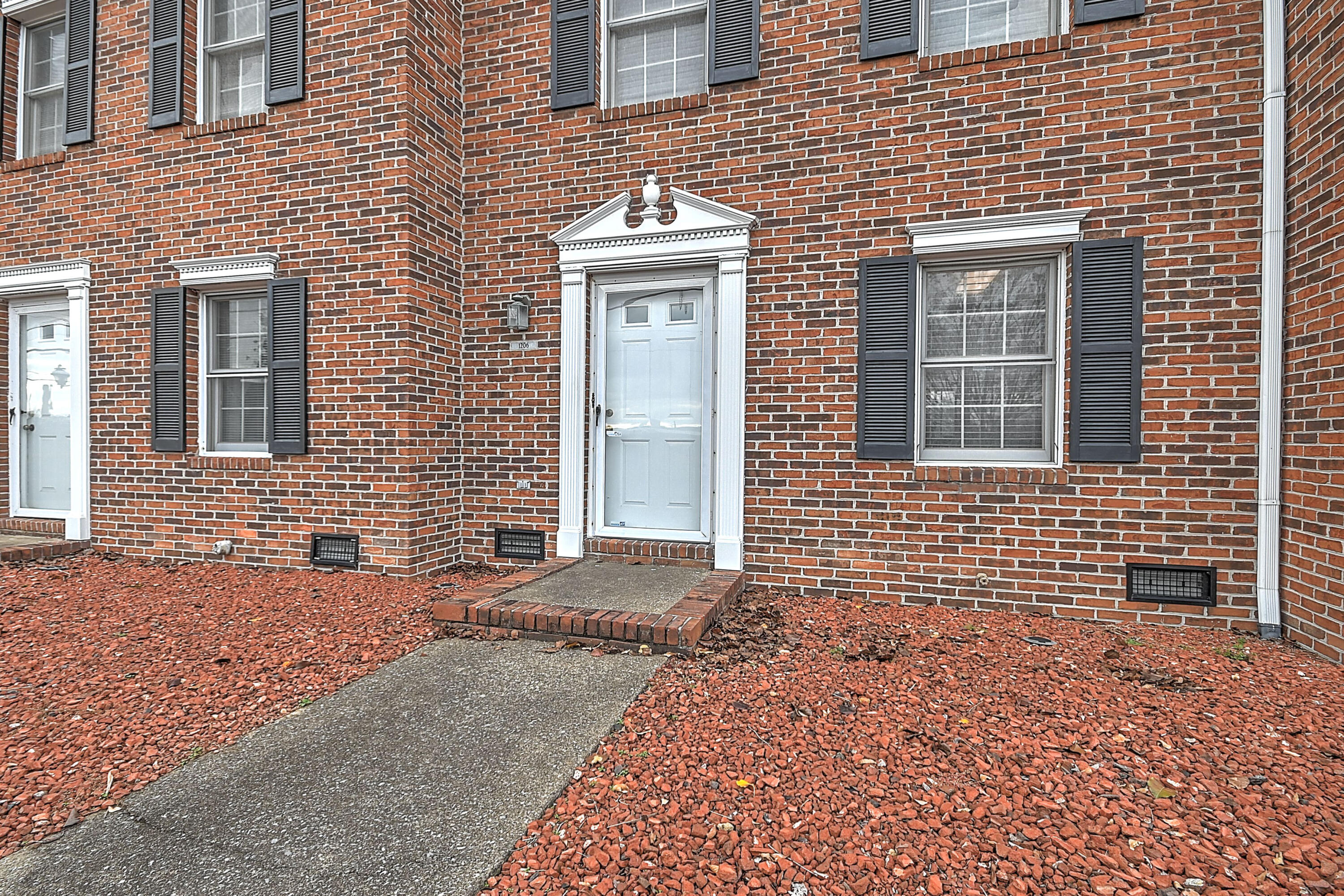 1206 Konnarock Road, Unit 2 Kingsport, TN 37664 - Photo 3 of 24 Konnarock CA-4