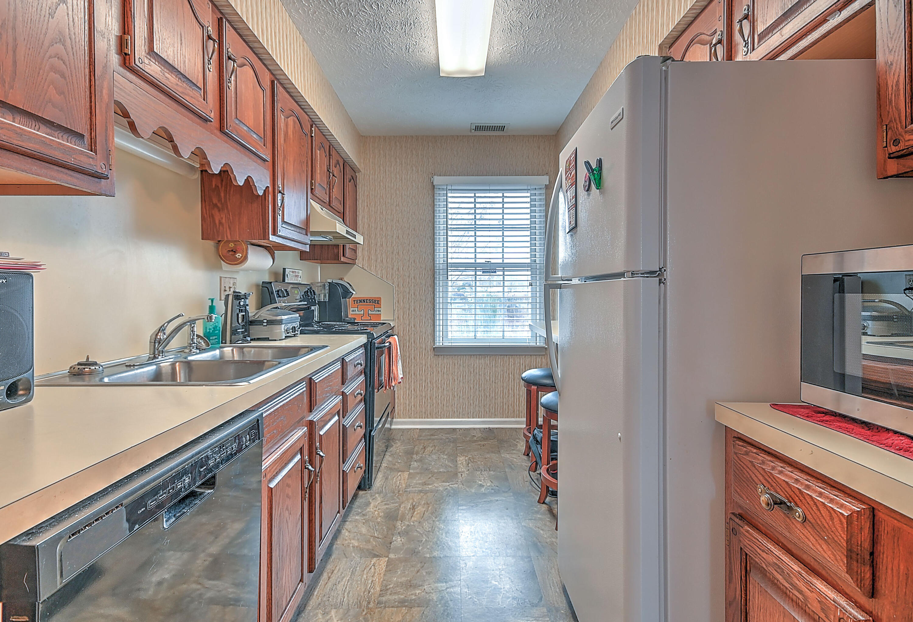 1206 Konnarock Road, Unit 2 Kingsport, TN 37664 - Photo 4 of 24 Konnarock CA-5