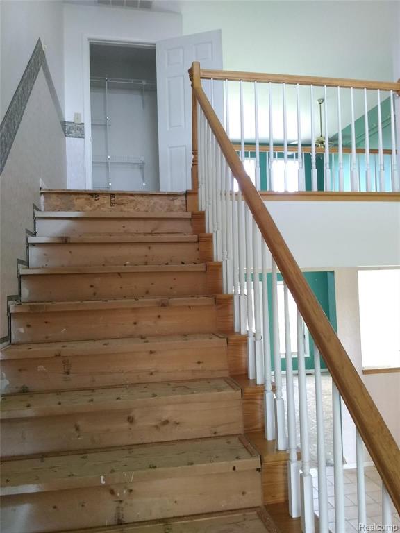 13252 Exeter Road Carleton, MI 48117 - Photo 19 of 43