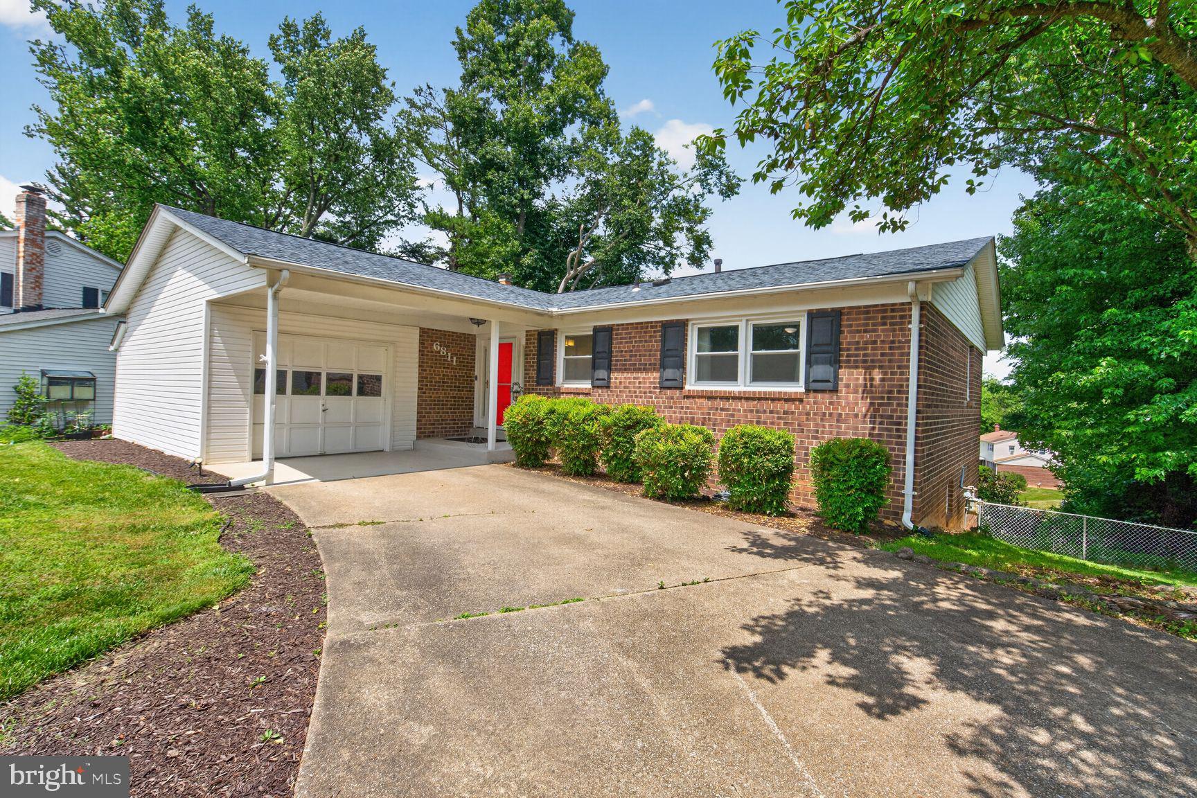 6811 Sydenstricker Road Springfield, VA 22152 - Photo 2 of 34