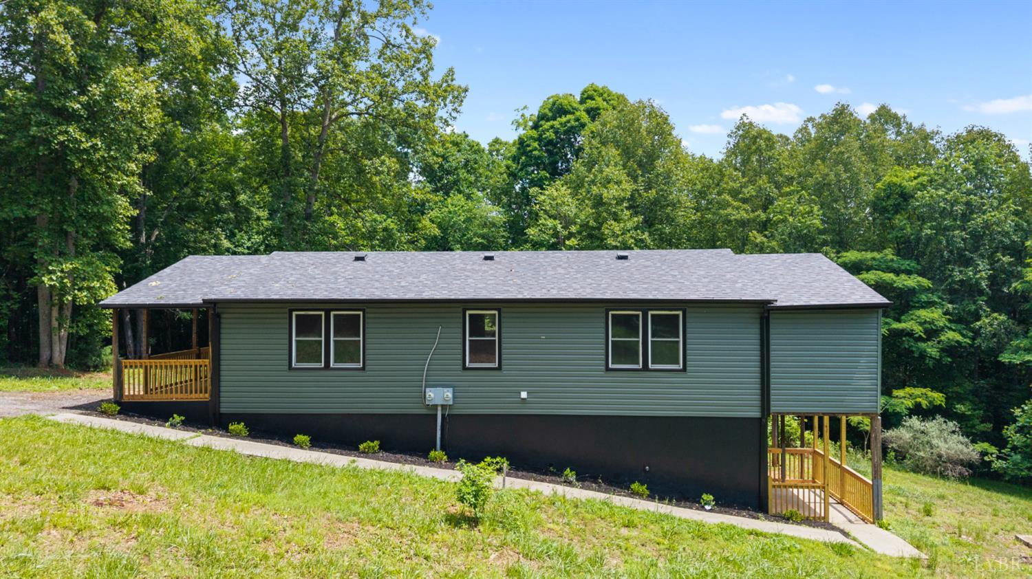 299 Ragland Road Madison Heights, VA 24572 - Photo 1 of 62
