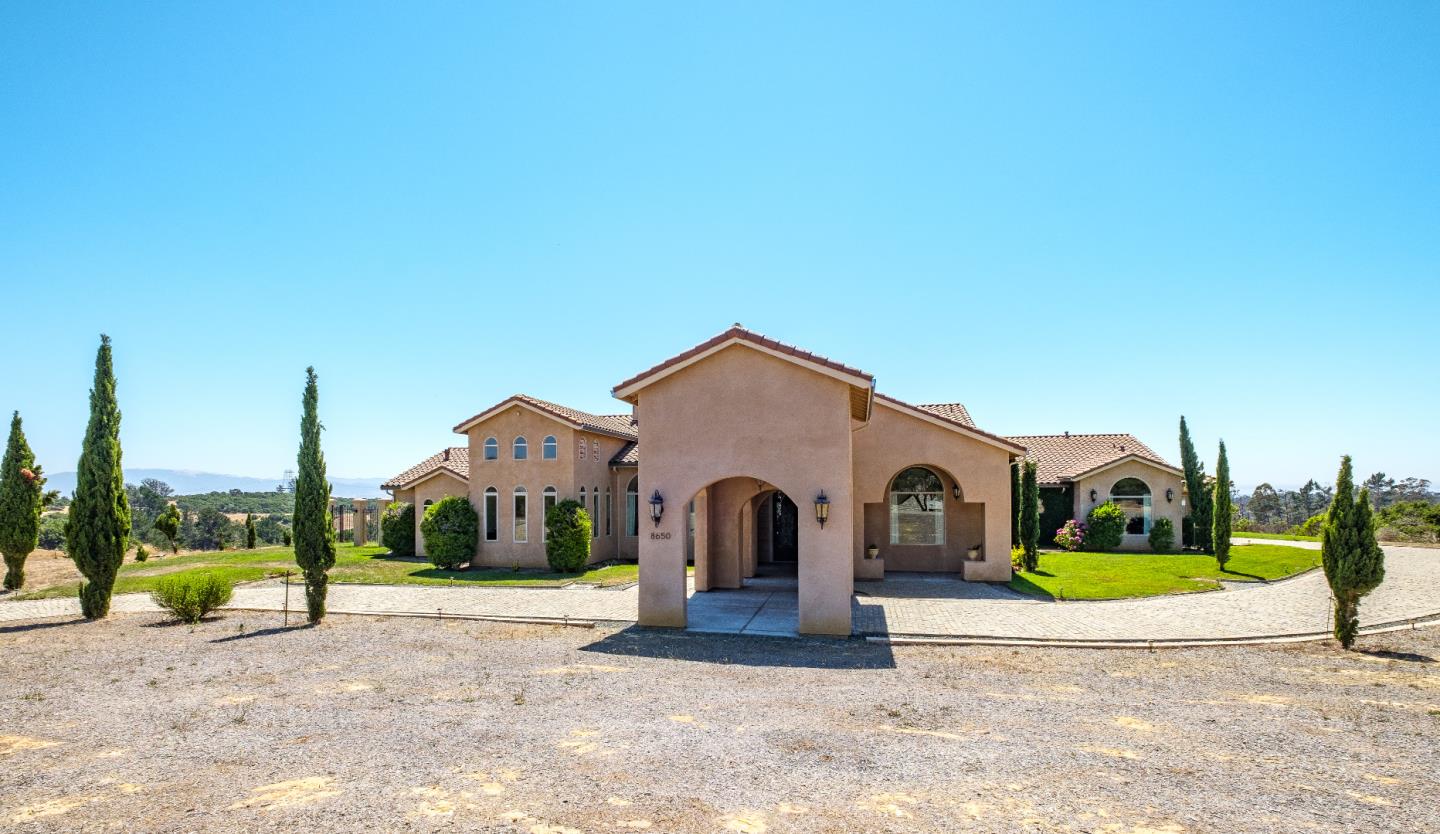 8650 Carolines Ridge Road Prunedale, CA 93907 - Photo 3 of 38 Gallery Image 3