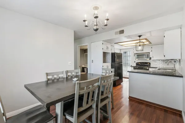 $289,000 | 1465 Mayflower Way, Clovis, CA 93612