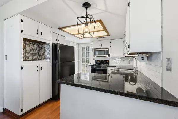 $289,000 | 1465 Mayflower Way, Clovis, CA 93612