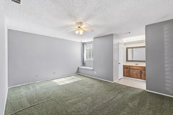 $289,000 | 1465 Mayflower Way, Clovis, CA 93612