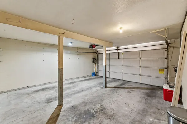 $289,000 | 1465 Mayflower Way, Clovis, CA 93612