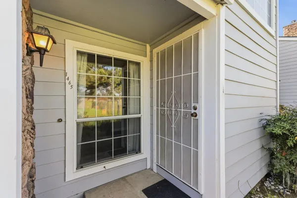 $289,000 | 1465 Mayflower Way, Clovis, CA 93612