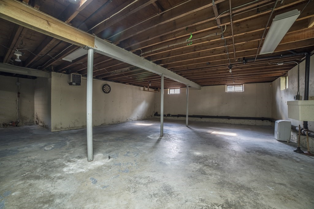 611 Allen Street Springfield, MA 01118 - Photo 36 of 37 a view of empty room with wooden floor