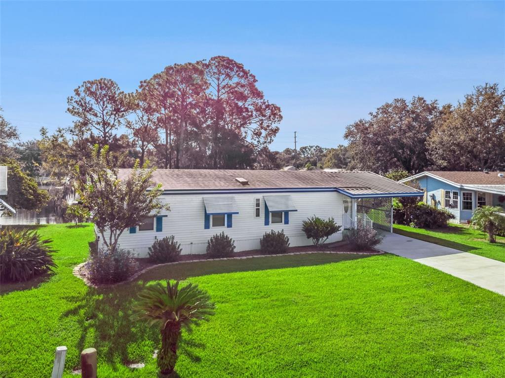 1020 Hilltop Road Tavares, FL 32778 - Photo 3 of 44