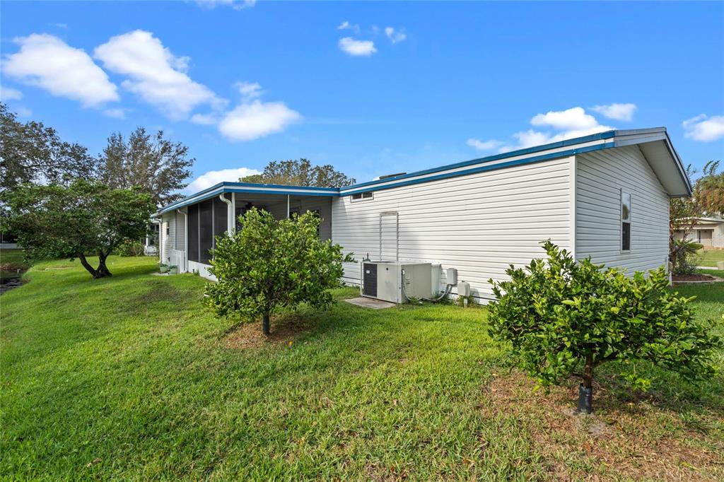 1020 Hilltop Road Tavares, FL 32778 - Photo 33 of 44