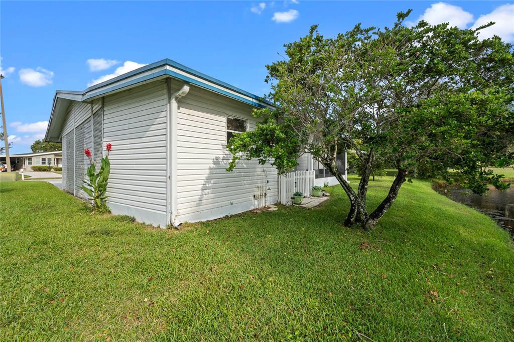 1020 Hilltop Road Tavares, FL 32778 - Photo 35 of 44