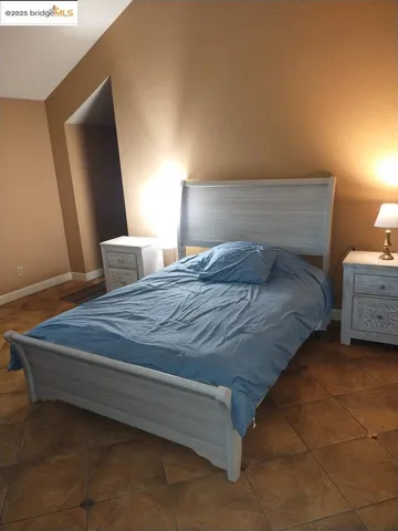 $425,000 | 3201 Swallows Nest Drive, Sacramento, CA 95833