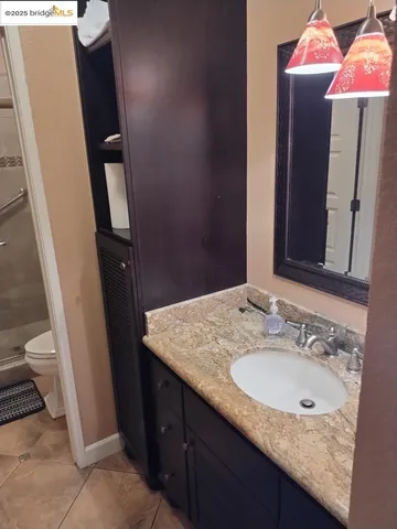 $425,000 | 3201 Swallows Nest Drive, Sacramento, CA 95833