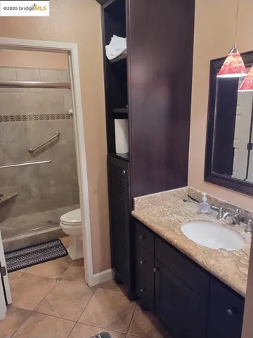 $425,000 | 3201 Swallows Nest Drive, Sacramento, CA 95833