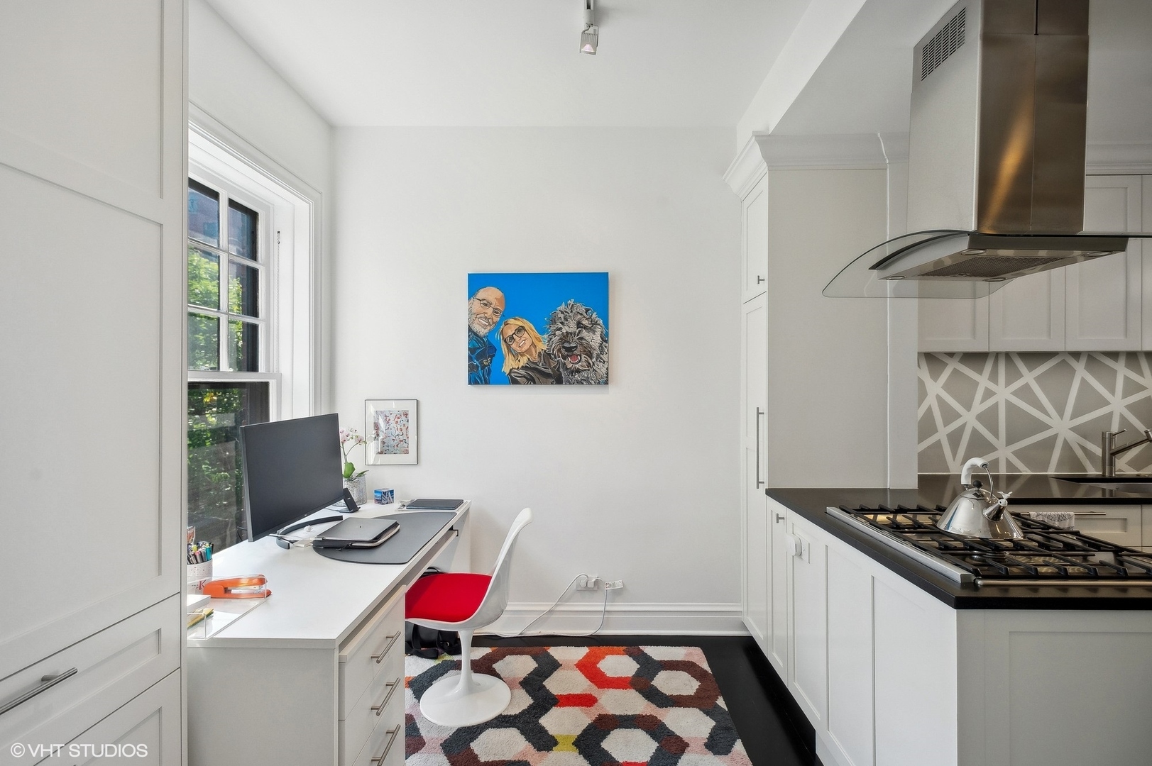 400 West Briar Place, Unit 3C Chicago, IL 60657 - Photo 10 of 21 a room with furniture and window