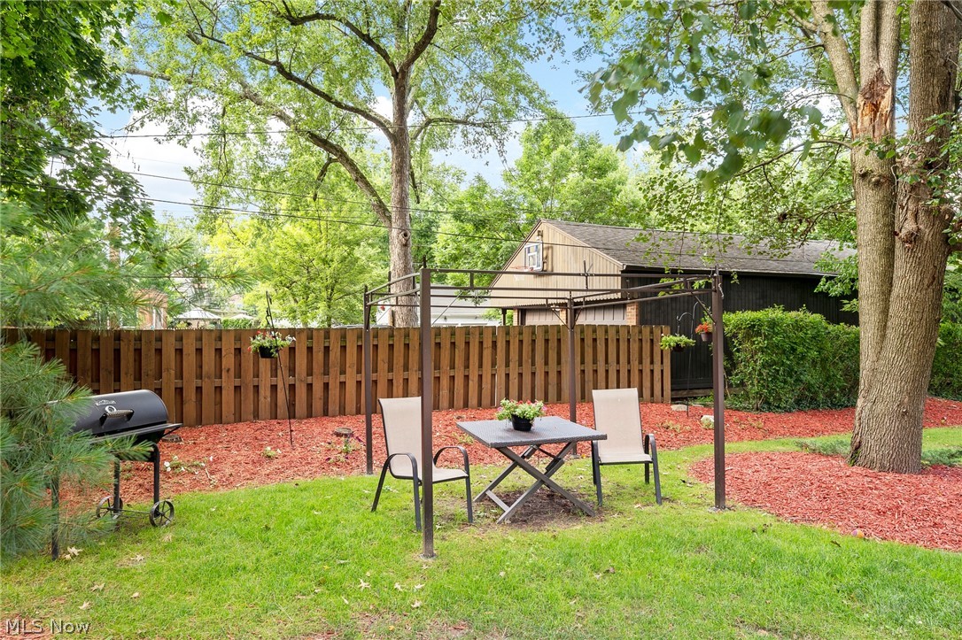 2551 Eaton Road University Heights, OH 44118 - Photo 32 of 35