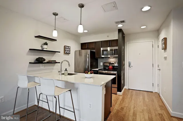 $374,900 | 1115 H Street Northeast, Unit 503, Washington, DC 20002