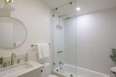 $1,168,000 | 950 North Summit Avenue, Pasadena, CA 91103