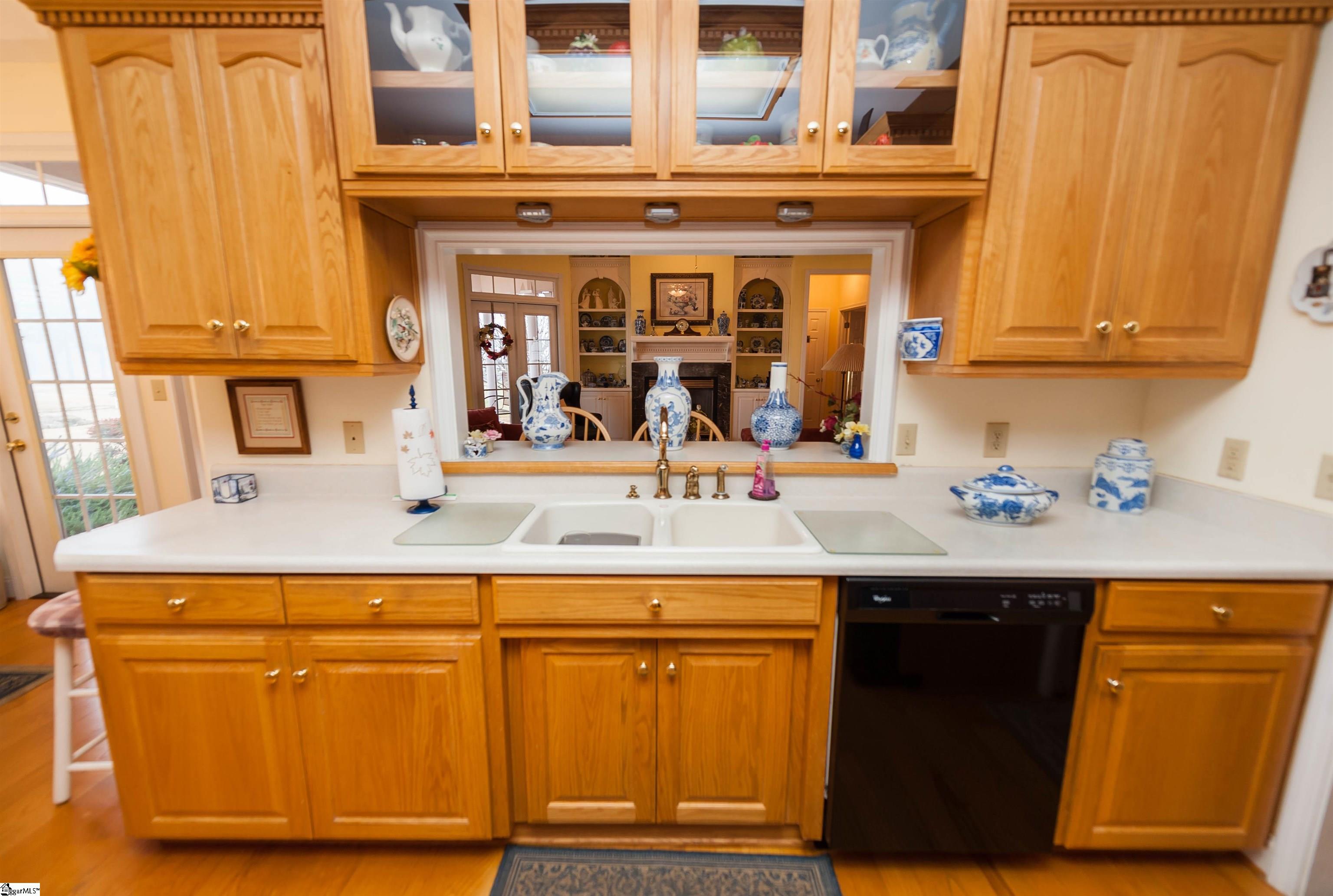 135 Glen Eagles Road Campobello, SC 29322 - Photo 10 of 36 Gallery Image 10