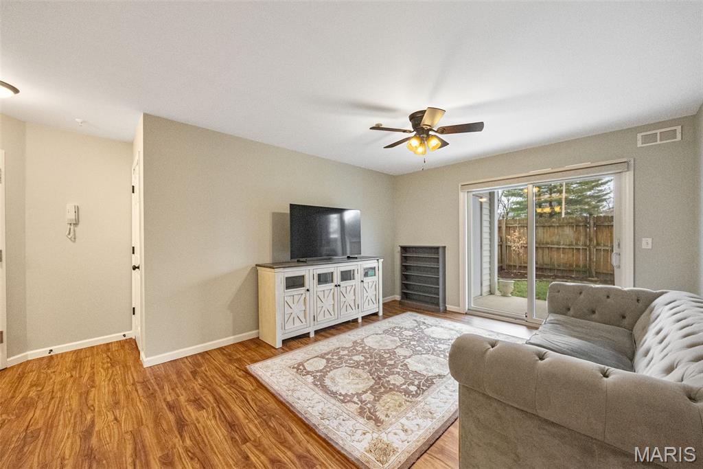 3605 Tracey Rich Road, Unit 1B St. Louis, MO 63125 - Photo 5 of 24