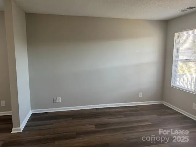 $850 | 308 Hoskins Mill Lane, Unit H, Charlotte, NC 28208