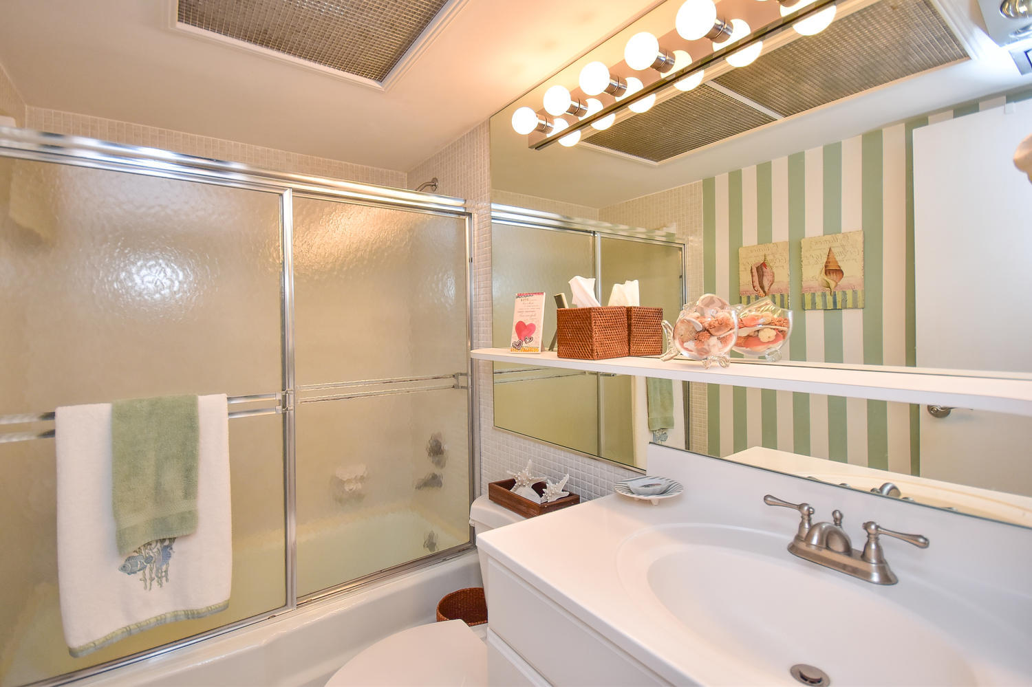 100 Waterway Road, Unit E101 Tequesta, FL 33469 - Photo 27 of 44 100 Waterway Rd Tequesta FL-large-028-20