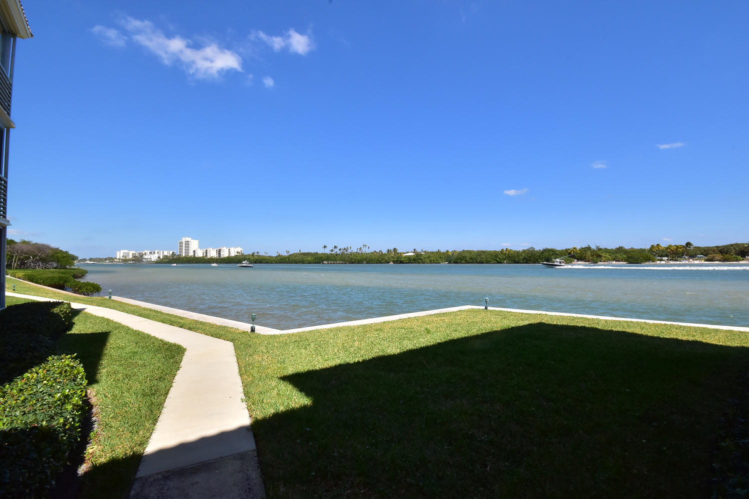 100 Waterway Road, Unit E101 Tequesta, FL 33469 - Photo 3 of 44 100 Waterway Rd Tequesta FL-large-038-32
