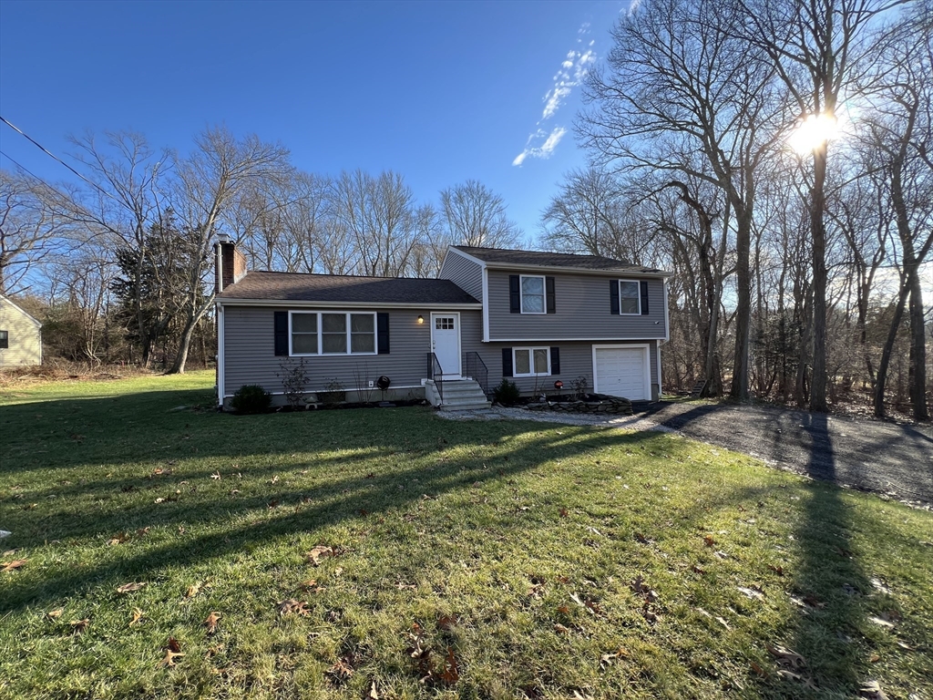 141 North Quidnessett Road North Kingstown, RI 02852 - Photo 2 of 19 Gallery Image 2