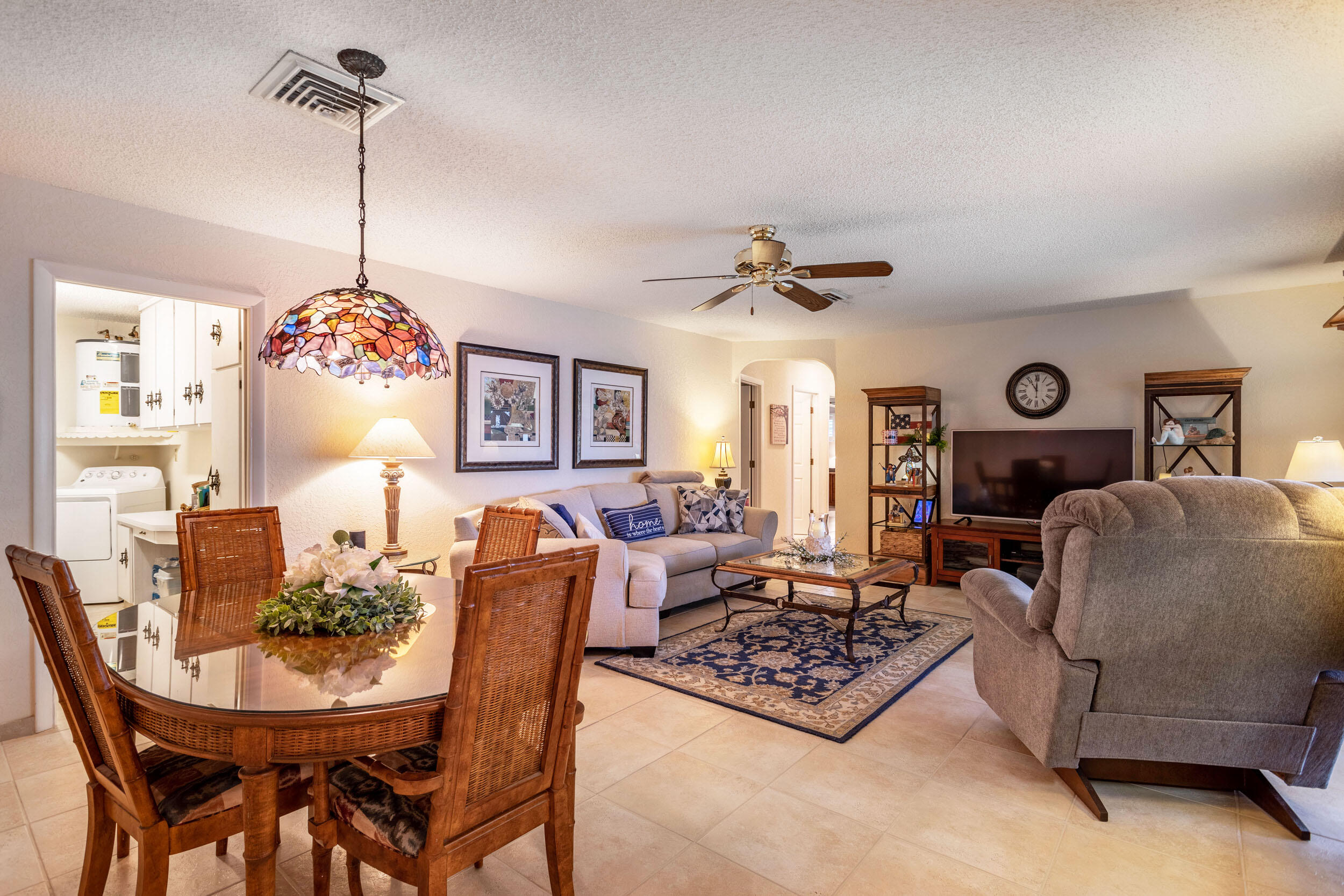 911 Southwest 17th Street Boca Raton, FL 33486 - Photo 22 of 44 Breakfast area in family room